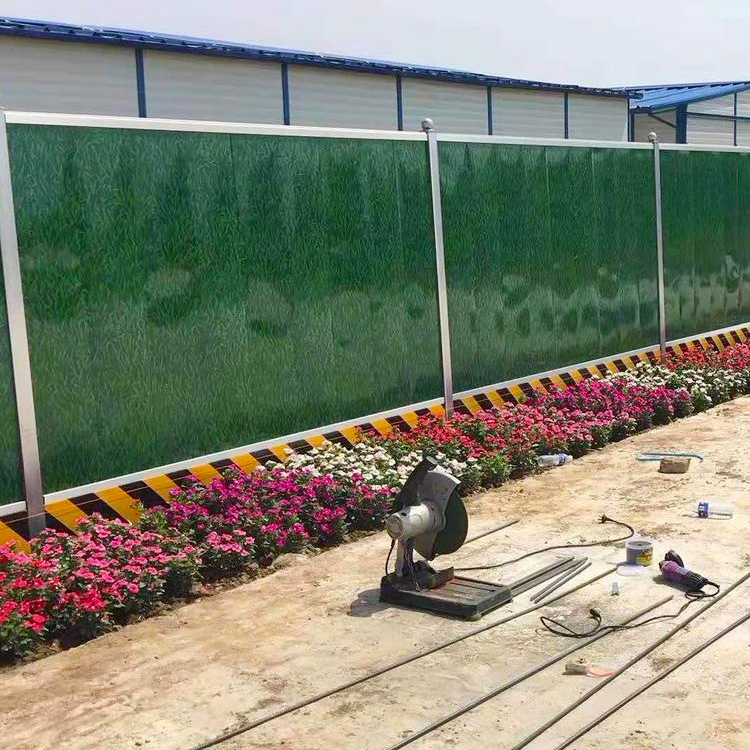 建筑工地彩鋼圍擋做臨時鐵大門圖(圖4)
